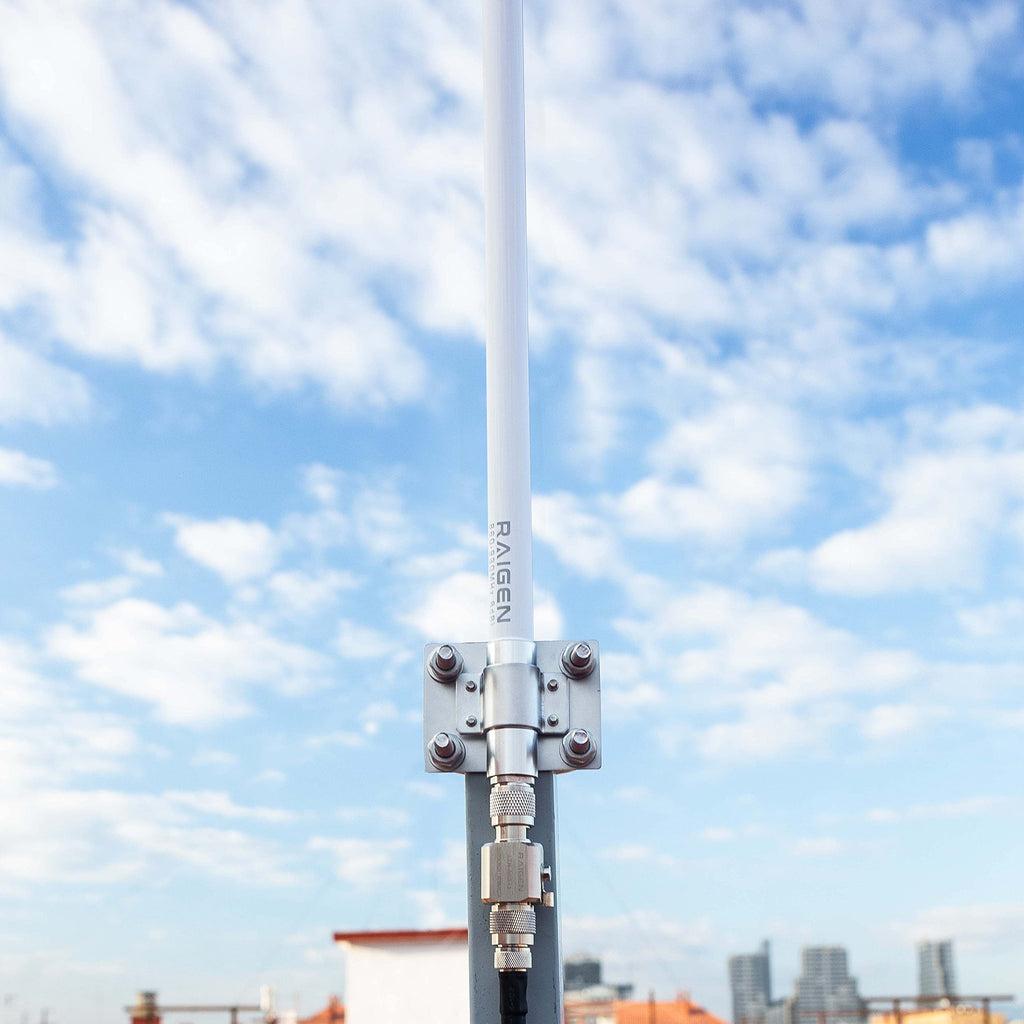 915 MHz Omni-Directional Antenna 43.3in with Lightning Arrestor C711357
