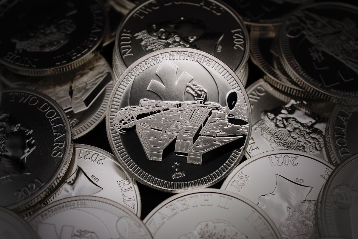 1 oz Silver Star Wars Millennium Falcon $2 S4904